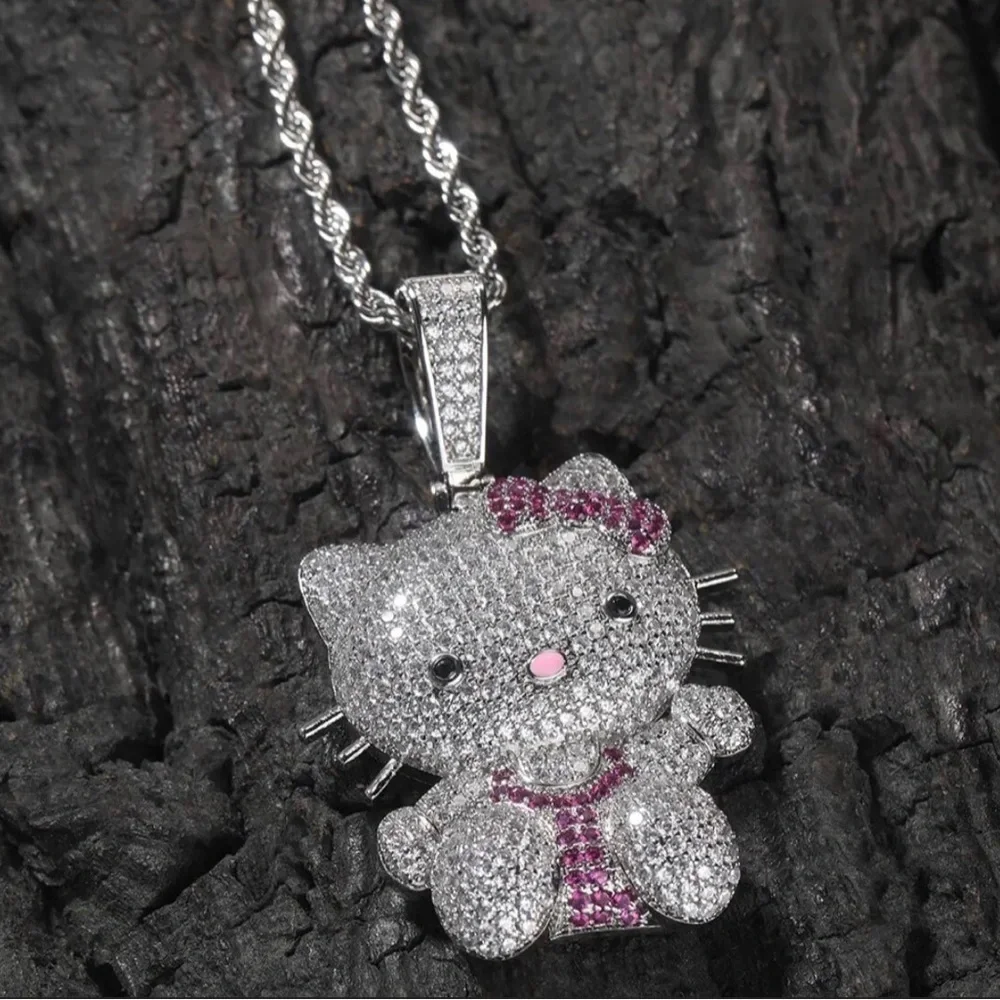 Hello kitty necklace, hello kitty pendant, hello kitty jewelry - Picture 6 of 10